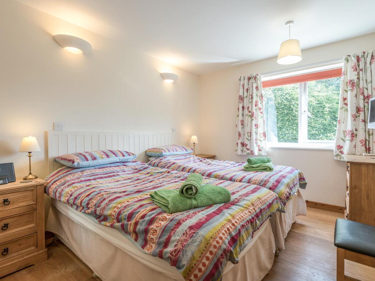 The Schoolhouse Bakehouse Apartment Бишъпс Касъл Екстериор снимка